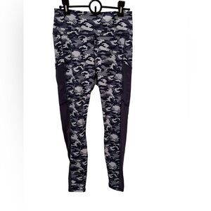 Fabletics Powerhold High-Waisted Legging Navy Camo Size M Mesh Panels Pockets